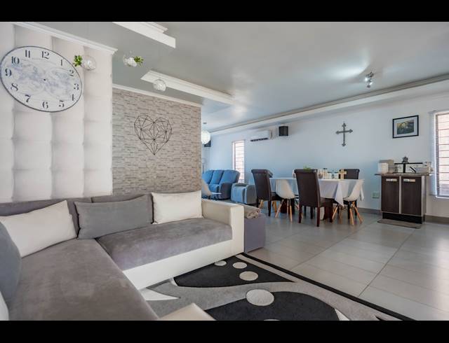 3 BEDROOM HOUSE SOLD IN SPRINGFIELD
